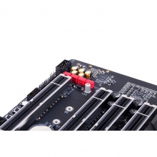 技嘉（GIGABYTE）X399 AORUS Gaming 7主板 （AMD X399/Socket TR4）