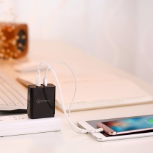 绿联 QC3.0+2.4A双口快充充电器 FCP华为P9多口USB充电头 苹果安卓手机电源适配器 支持小米5/6荣耀 30599 黑