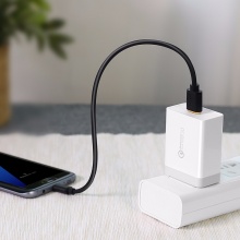 绿联 QC3.0充电器 华为FCP闪充充电头 USB快充充电器插头 苹果安卓手机电源适配器 支持荣耀小米5/6 40711 白