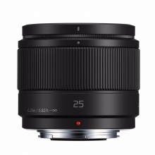 松下（Panasonic）H-H025-K 25mm F1.7 标准定焦镜头 (黑色）