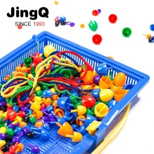 京奇JingQ 蘑菇钉拼插拼图550粒/套（含插板+收纳盒）