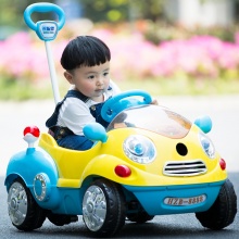 孩智堡 儿童电动四轮遥控玩具汽车 皮座椅+发光轮...